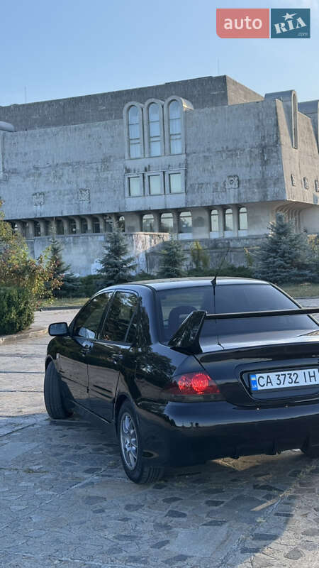 Седан Mitsubishi Lancer 2006 в Черкасах