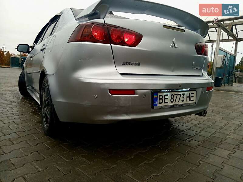 Седан Mitsubishi Lancer 2007 в Николаеве