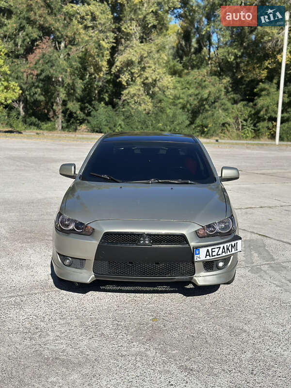 Седан Mitsubishi Lancer 2008 в Черкассах