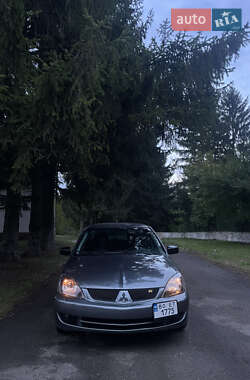 Седан Mitsubishi Lancer 2006 в Бурштыне