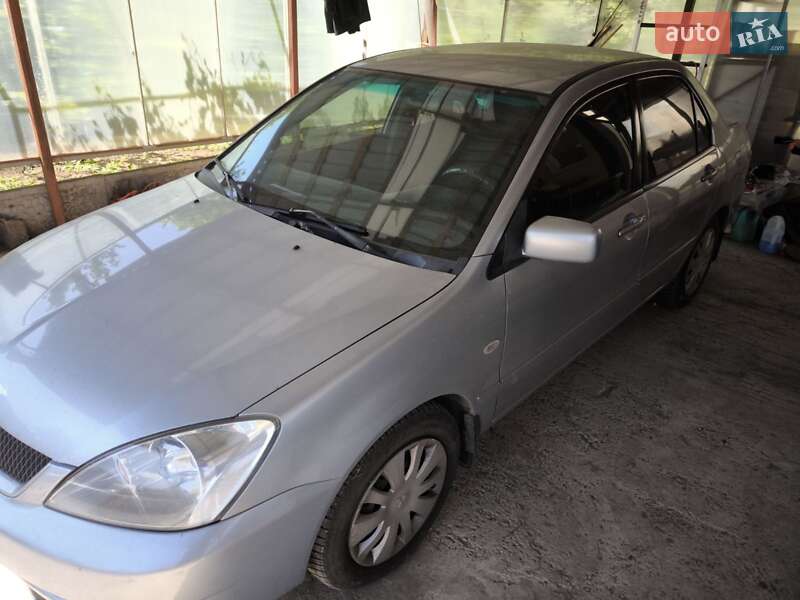 Седан Mitsubishi Lancer 2006 в Дніпрі