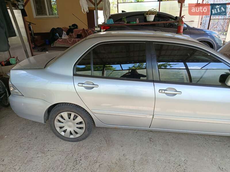 Седан Mitsubishi Lancer 2006 в Дніпрі
