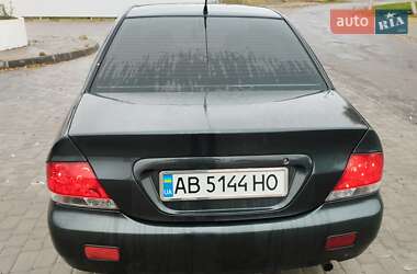 Седан Mitsubishi Lancer 2004 в 