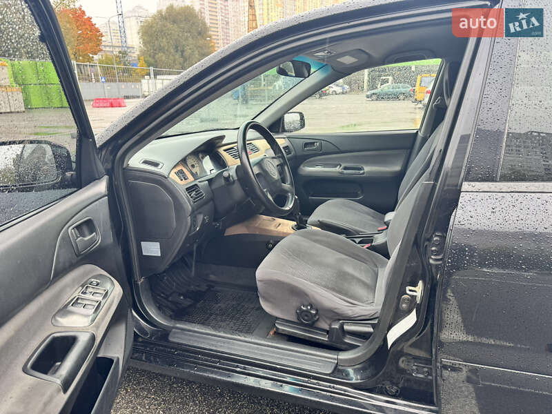 Универсал Mitsubishi Lancer 2005 в Киеве