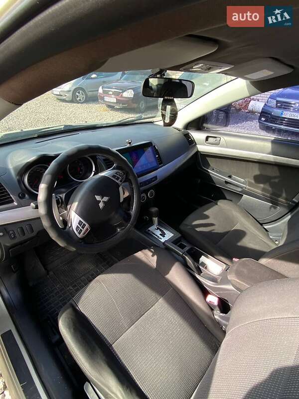 Седан Mitsubishi Lancer 2008 в Днепре