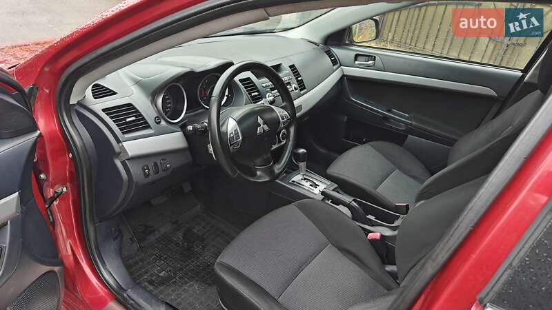Седан Mitsubishi Lancer 2007 в Киеве