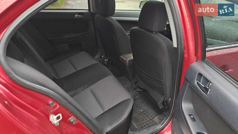 Седан Mitsubishi Lancer 2007 в Киеве