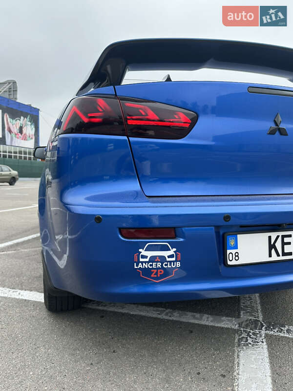 Седан Mitsubishi Lancer 2009 в Запорожье