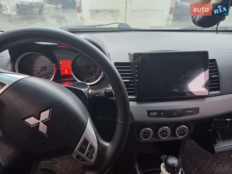 Седан Mitsubishi Lancer 2008 в Каменец-Подольском фото 5 Седан Mitsubishi Lancer 2008 в Каменец-Подольском