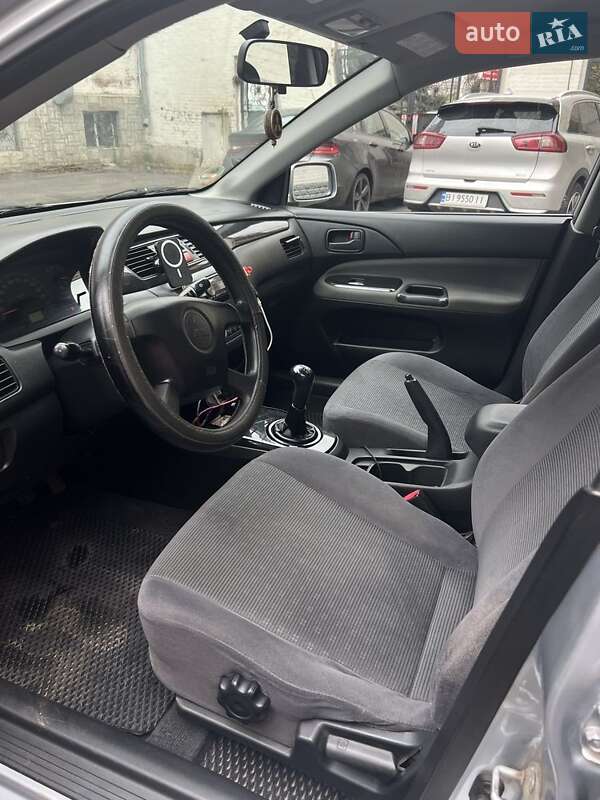 Седан Mitsubishi Lancer 2003 в Полтаве фото 4 Седан Mitsubishi Lancer 2003 в Полтаве