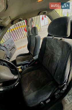 Седан Mitsubishi Lancer 1999 в 
