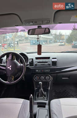 Седан Mitsubishi Lancer 2012 в 