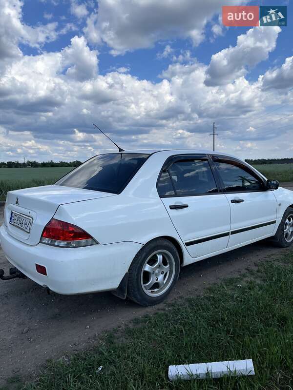 Седан Mitsubishi Lancer 2004 в Софіївці фото 2 Седан Mitsubishi Lancer 2004 в Софіївці