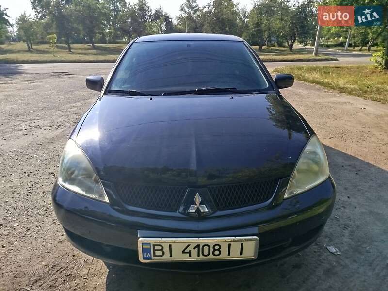 Седан Mitsubishi Lancer 2005 в Гадяче