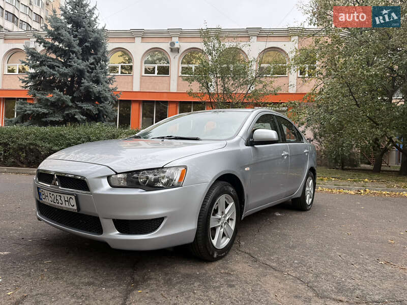 Седан Mitsubishi Lancer 2009 в Одессе