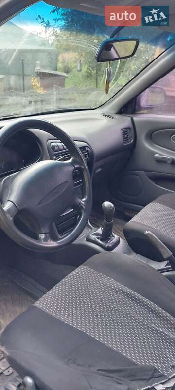 Седан Mitsubishi Lancer 1995 в Кицмани фото 5 Седан Mitsubishi Lancer 1995 в Кицмани