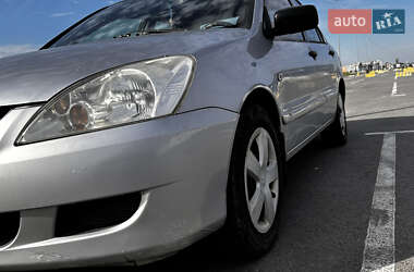 Седан Mitsubishi Lancer 2004 в 
