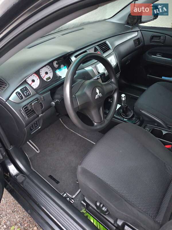 Седан Mitsubishi Lancer 2008 в Львові