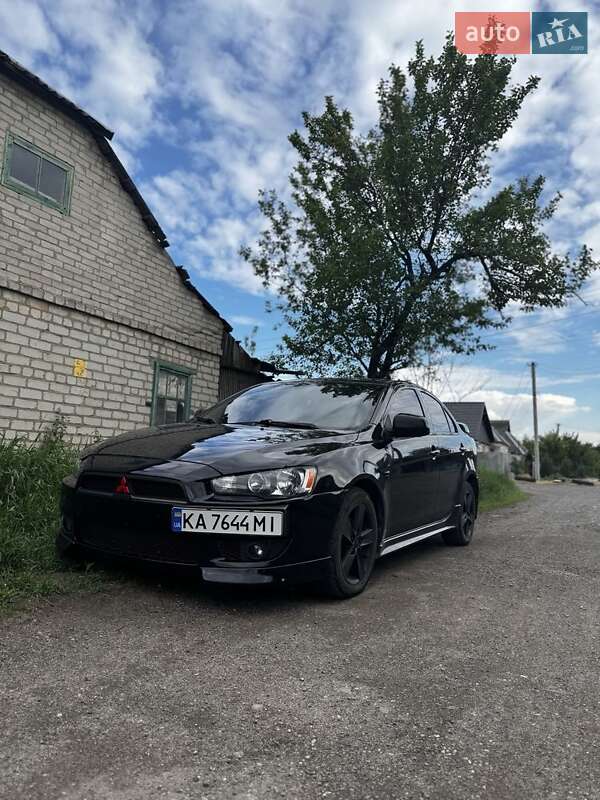 Седан Mitsubishi Lancer 2007 в Павлограде