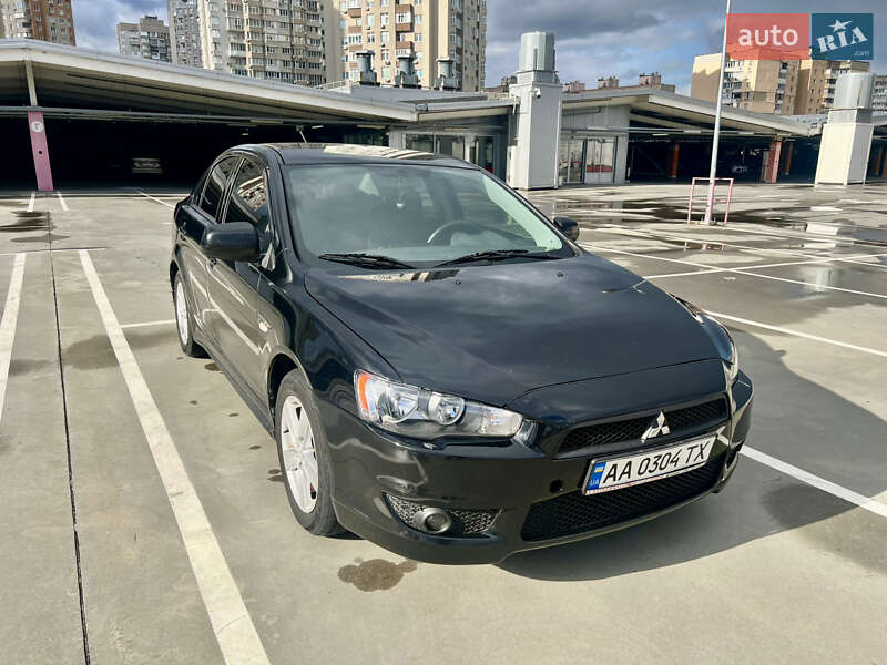 Седан Mitsubishi Lancer 2008 в Києві