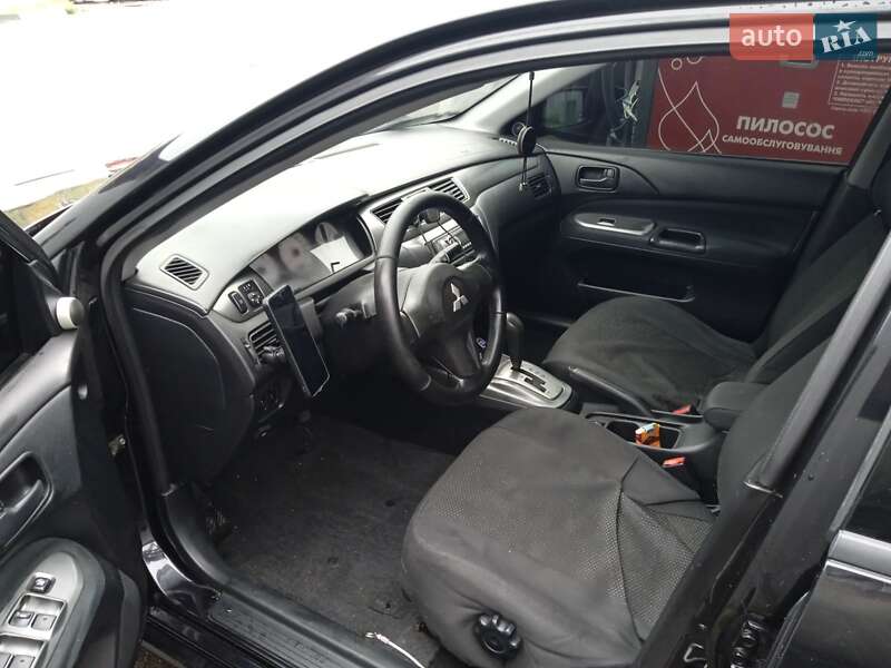Седан Mitsubishi Lancer 2007 в Киеве