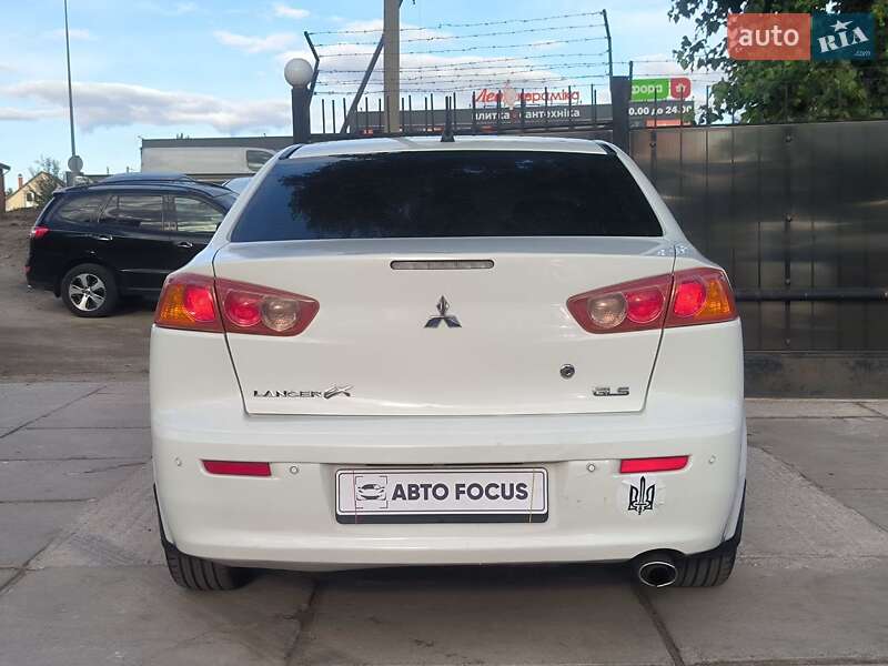 Седан Mitsubishi Lancer 2008 в Киеве