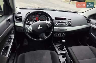 Седан Mitsubishi Lancer 2009 в 