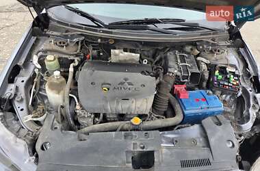 Седан Mitsubishi Lancer 2009 в 