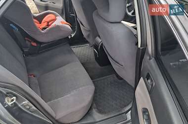 Седан Mitsubishi Lancer 2004 в 