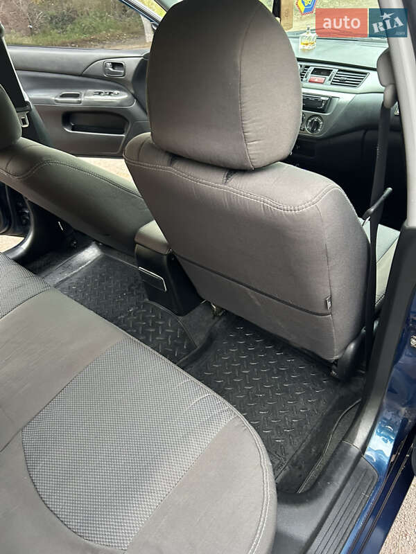 Седан Mitsubishi Lancer 2008 в Киеве фото 26 Седан Mitsubishi Lancer 2008 в Киеве