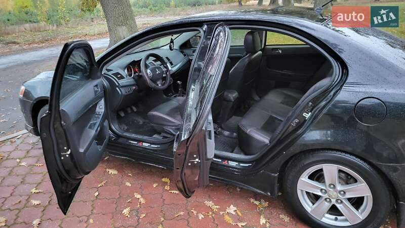Седан Mitsubishi Lancer 2008 в Черкасах