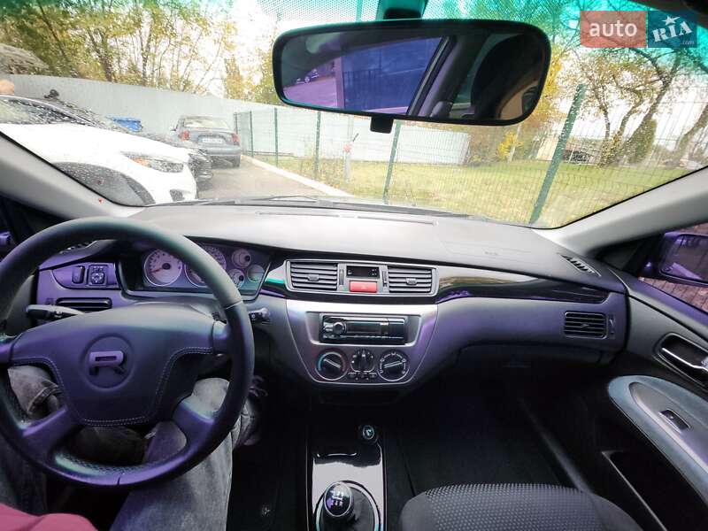 Седан Mitsubishi Lancer 2005 в Києві фото 30 Седан Mitsubishi Lancer 2005 в Києві