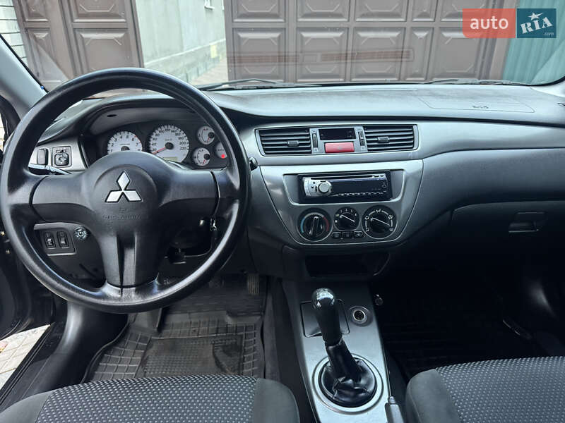 Седан Mitsubishi Lancer 2007 в Краснограде фото 11 Седан Mitsubishi Lancer 2007 в Краснограде