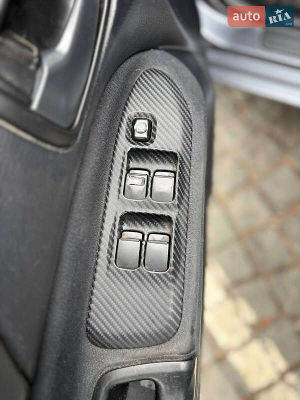 Седан Mitsubishi Lancer 2009 в Одессе