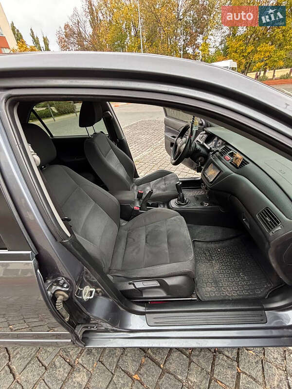 Седан Mitsubishi Lancer 2009 в Одессе