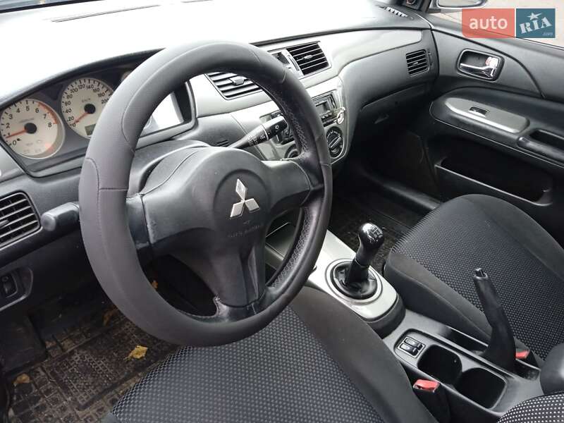 Седан Mitsubishi Lancer 2006 в Білій Церкві