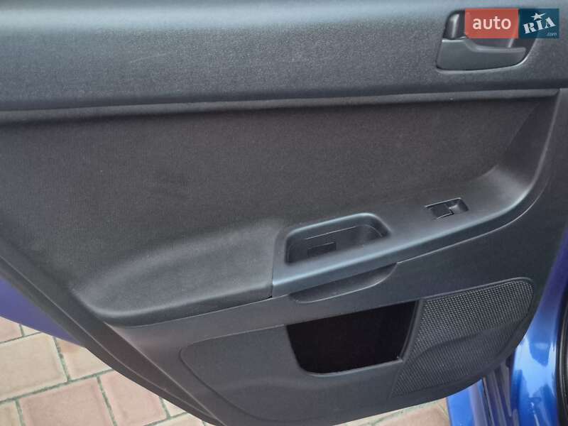 Седан Mitsubishi Lancer 2011 в Одесі фото 42 Седан Mitsubishi Lancer 2011 в Одесі