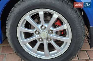 Седан Mitsubishi Lancer 2011 в  фото 47 Седан Mitsubishi Lancer 2011 в