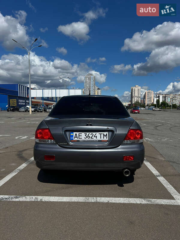 Седан Mitsubishi Lancer 2006 в Киеве фото 3 Седан Mitsubishi Lancer 2006 в Киеве