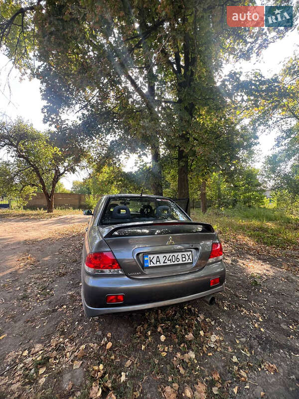 Седан Mitsubishi Lancer 2006 в Кропивницком фото 2 Седан Mitsubishi Lancer 2006 в Кропивницком