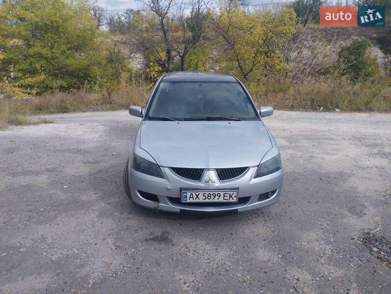 Седан Mitsubishi Lancer 2005 в Изюме фото Седан Mitsubishi Lancer 2005 в Изюме
