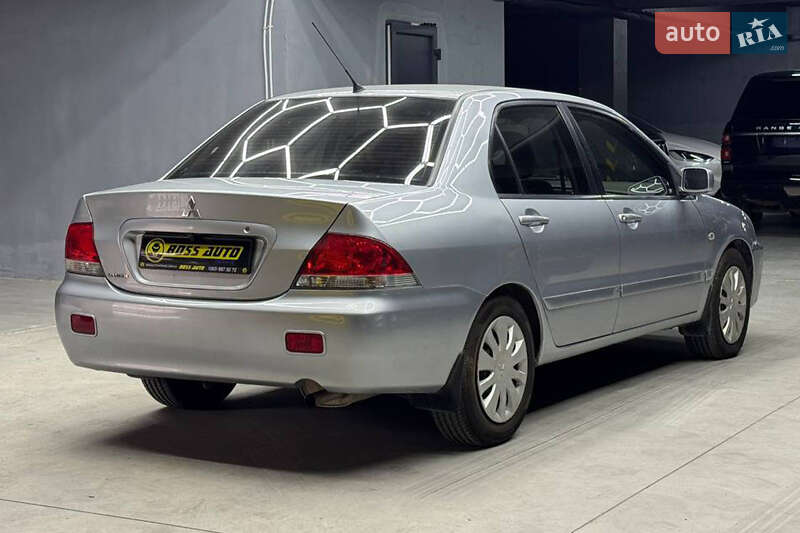 Седан Mitsubishi Lancer 2008 в Чернівцях