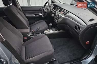 Седан Mitsubishi Lancer 2008 в  фото 24 Седан Mitsubishi Lancer 2008 в