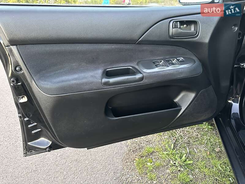 Седан Mitsubishi Lancer 2007 в Одесі фото 30 Седан Mitsubishi Lancer 2007 в Одесі