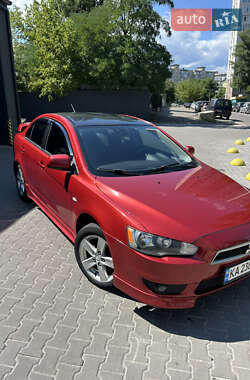 Седан Mitsubishi Lancer 2009 в  фото 3 Седан Mitsubishi Lancer 2009 в