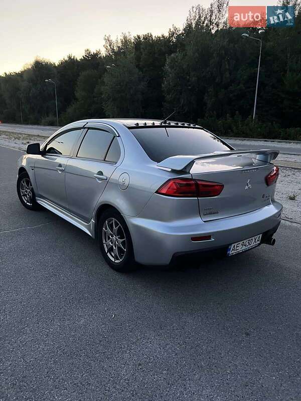 Седан Mitsubishi Lancer 2008 в Днепре