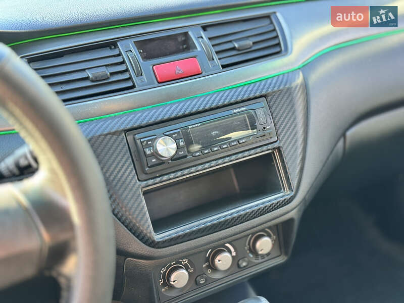 Седан Mitsubishi Lancer 2006 в Николаеве фото 17 Седан Mitsubishi Lancer 2006 в Николаеве