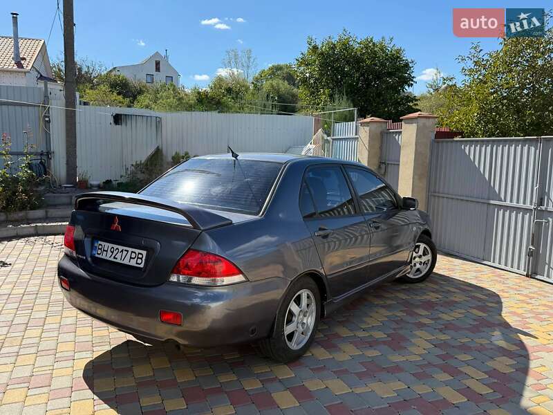 Седан Mitsubishi Lancer 2004 в Одесі