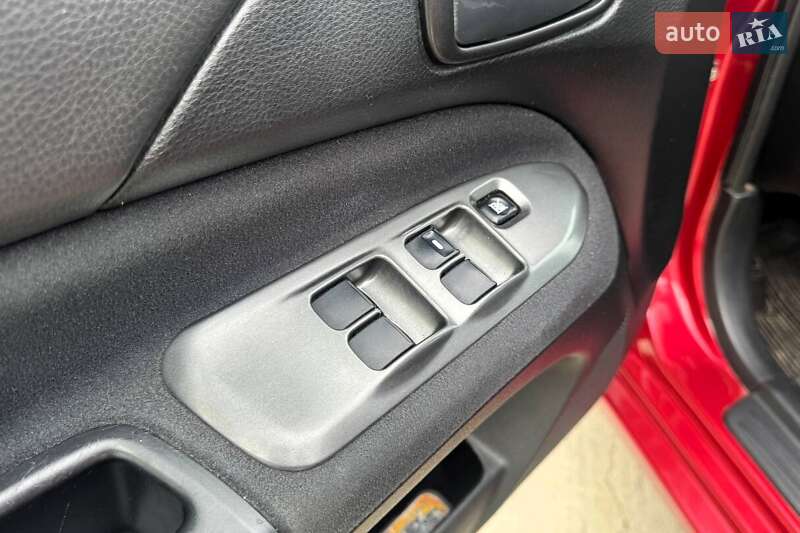 Седан Mitsubishi Lancer 2007 в Києві фото 16 Седан Mitsubishi Lancer 2007 в Києві