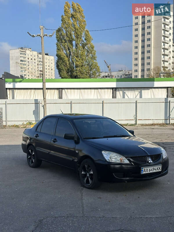 Седан Mitsubishi Lancer 2004 в Харькове фото Седан Mitsubishi Lancer 2004 в Харькове
